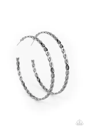 Infinite Twist - Black Earring