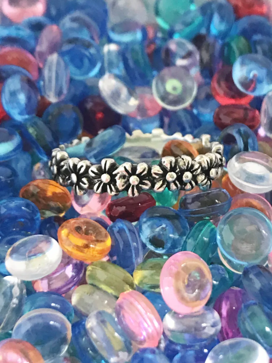 Ring of Flowers Band